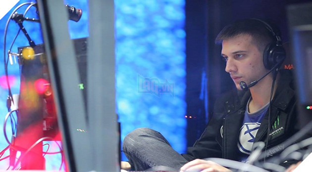 Nghẹt thở vượt qua người Brazil, EG ghi tên mình vào top 4 