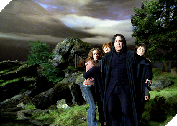 Tác giả Harry Potter, bà JK Rowling xin lỗi người hâm mộ vì để Snape chết 2