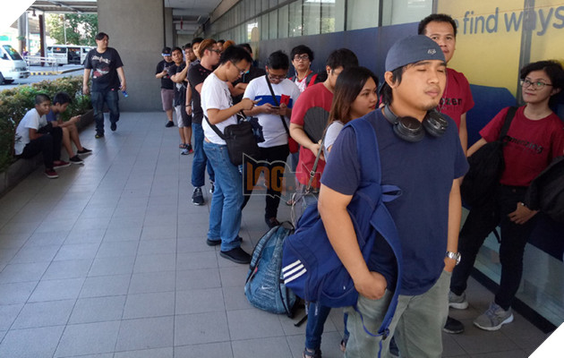 Không thể tin nổi, game thủ vẫn xếp hàng cả cây số chờ Ragnarok Online hồi sinh