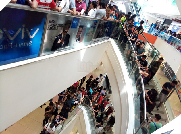 Không thể tin nổi, game thủ vẫn xếp hàng cả cây số chờ Ragnarok Online hồi sinh