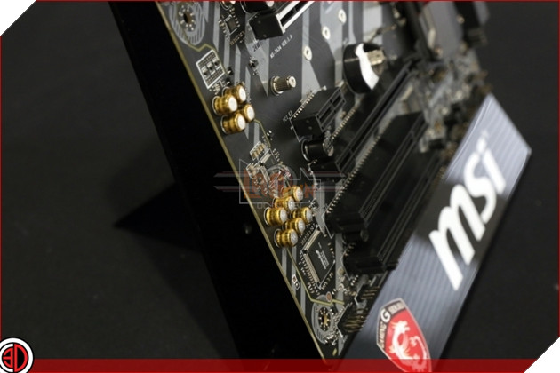 MSI B3550 Tomahawk socket AM4 - Bo mạch chủ đáng đồng tiền bát gạo cho hệ thống gaming Ryzen của bạn 8