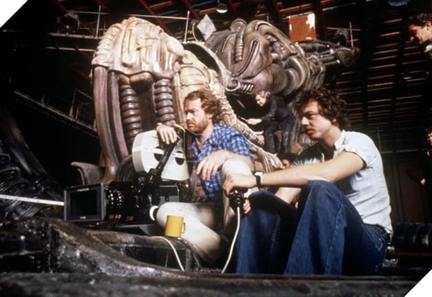 Bí ẩn đứng sau tạo hình khủng khiếp của Alien - Ảnh 2.