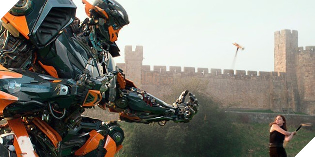 Trailer cuối cùng của Transformers: The Last Knight- Bumblebee có khả năng lắp ráp lại cơ thể&nbsp; Transformers 5 The Last Knight Hot Rod