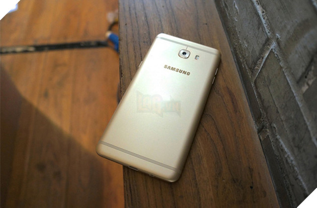 5 smartphone RAM 6GB khủng đáng sắm cho game thủ Việt