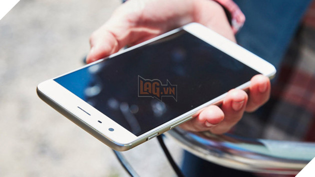 5 smartphone RAM 6GB khủng đáng sắm cho game thủ Việt