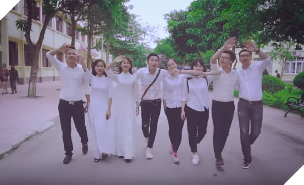 Cả tuổi học trò gói gọn lại trong bản mash-up 23 ca khúc khiến ai cũng phải xúc động! - Ảnh 2.