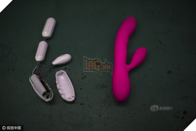 Nghẹn ngào trước tâm tư của cô gái 18 tuổi với cuộc sống công nhân ở nhà máy sản xuất đồ chơi tình dục - ảnh 2