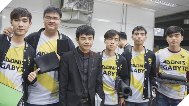 Dù đã về nước, HLV trưởng của SKT vẫn công nhận rằng GAM là đội tuyển khó chịu nhất MSI 2017