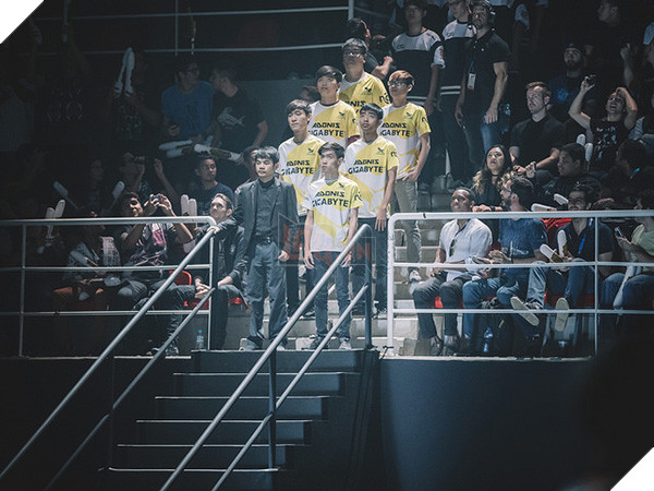 Dù đã về nước, HLV trưởng của SKT vẫn công nhận rằng GAM là đội tuyển khó chịu nhất MSI 2017