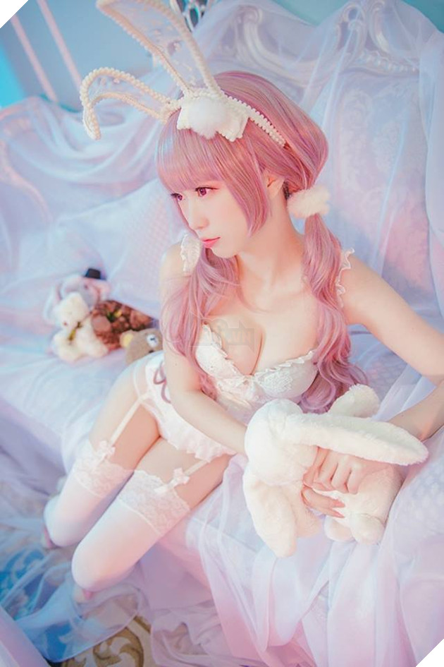 Cosplay Bunny Thỏ Ngọc cực dễ thương nhưng không kém phần nóng bỏng