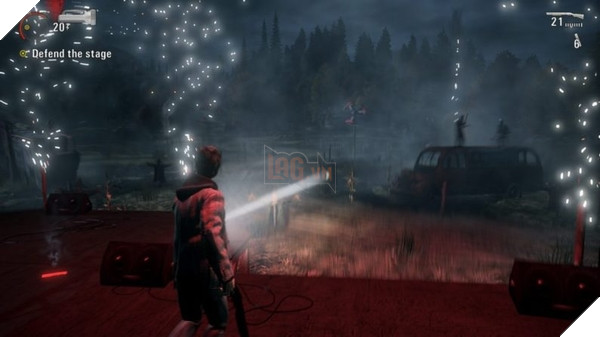 Alan chiến đấu cùng Barry trên sân khấu