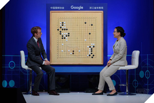 Kết thúc game đấu đầu tiên, trí tuệ nhân tạo AlphaGo chiến thắng kỳ thủ cờ vây số 1 thế giới người Trung Quốc trong trận đấu vô cùng nghẹt thở