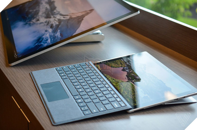 Surface Pro mới chính thức ra mắt: không còn đánh số, pin 13,5 giờ, LTE, giá từ 799 USD, thêm 800 linh kiện mới, không tặng bút 3