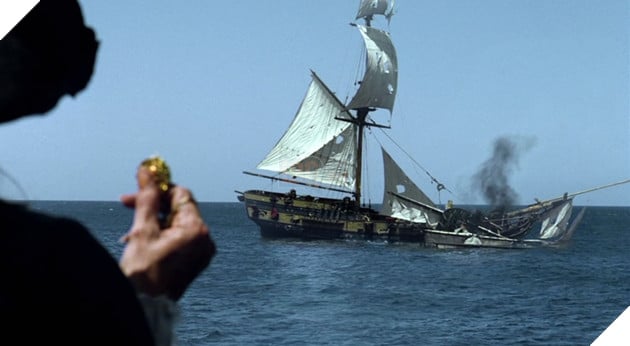 Dan ‘sieu thuyen’ trong loat bom tan ‘Cuop bien Caribbean’ hinh anh 3