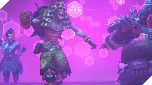 Game thủ Overwatch ngừng game mà thi nhau nhảy nhót test emote mới