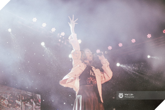 Nh&#236;n những h&#236;nh ảnh chia tay m&#249;a bế giảng, tất cả ch&#250;ng ta sẽ lại nhớ về những năm th&#225;ng học sinh đ&#227; qua - Ảnh 2.