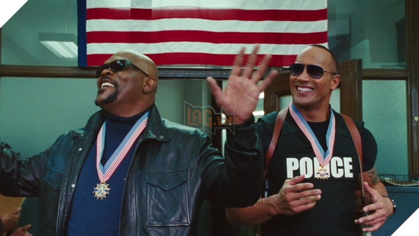 Xuất hiện chưa hết phim nhưng Johnson và Jackson để lại nhiều ấn tượng