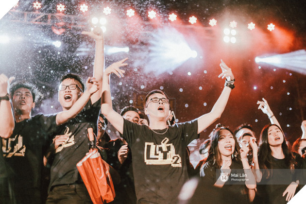 Nh&#236;n những h&#236;nh ảnh chia tay m&#249;a bế giảng, tất cả ch&#250;ng ta sẽ lại nhớ về những năm th&#225;ng học sinh đ&#227; qua - Ảnh 2.