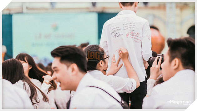 Nh&#236;n những h&#236;nh ảnh chia tay m&#249;a bế giảng, tất cả ch&#250;ng ta sẽ lại nhớ về những năm th&#225;ng học sinh đ&#227; qua - Ảnh 6.