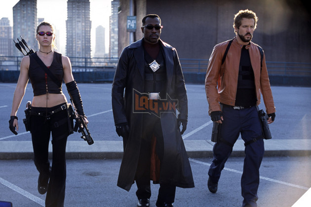 Xếp hạng Top 10 phim siêu anh hùng tệ hại nhất trong lịch sử Marvel và DC