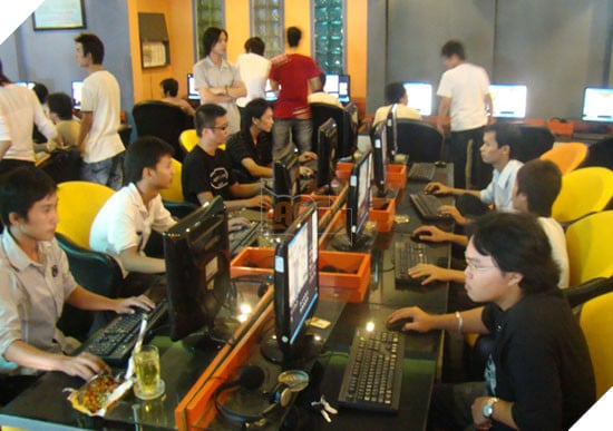 Choáng váng với 1001 kế "cấm chồng chơi game" của các chị em phụ nữ