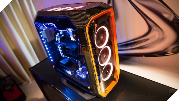 Computex 2017: Muốn biết case máy tính bao bọc bởi $10.000 sợi carbon trông như thế nào hãy ghé thăm quầy Corsair.