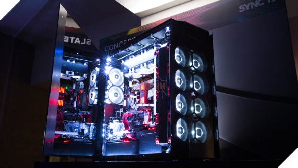Computex 2017: Muốn biết case máy tính bao bọc bởi $10.000 sợi carbon trông như thế nào hãy ghé thăm quầy Corsair. 2