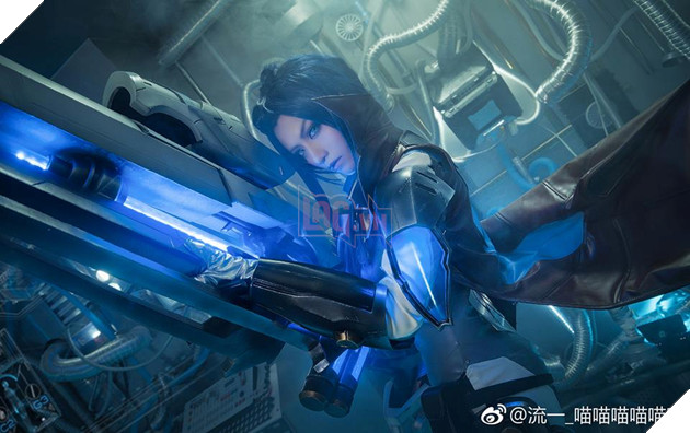 LMHT: Bộ ảnh cosplay Caitlyn Vũ Khí Tối Thượng cứ như bước từ trong game ra 3