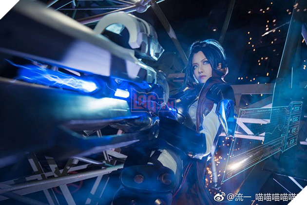 LMHT: Bộ ảnh cosplay Caitlyn Vũ Khí Tối Thượng cứ như bước từ trong game ra 4