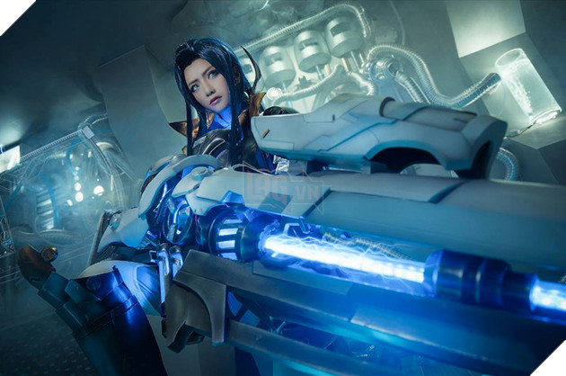 LMHT: Bộ ảnh cosplay Caitlyn Vũ Khí Tối Thượng cứ như bước từ trong game ra 7