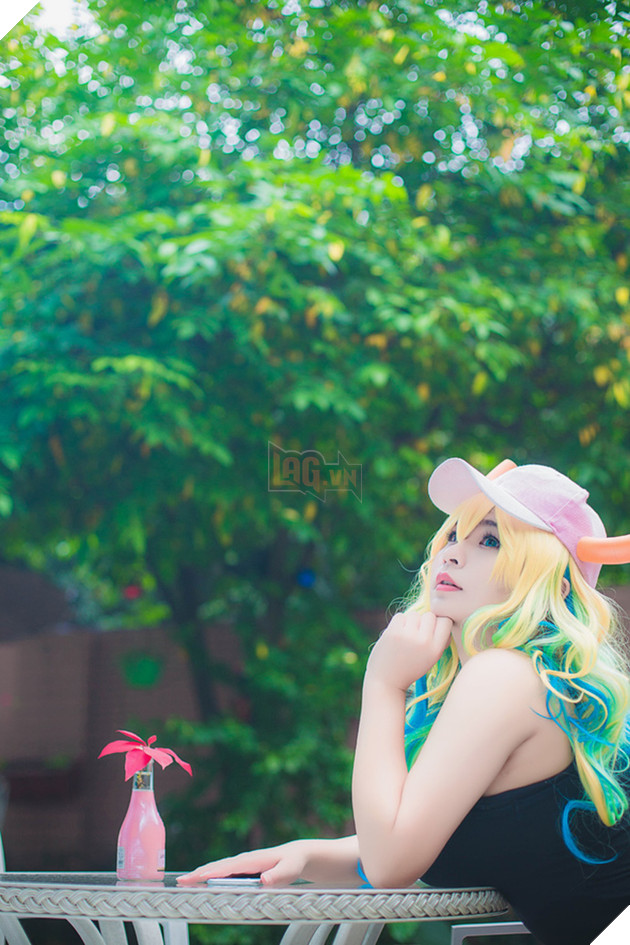 Bỏng mắt với cosplay cô nàng Lucoa trong Kobayashi-san Chi noMaid Dragon