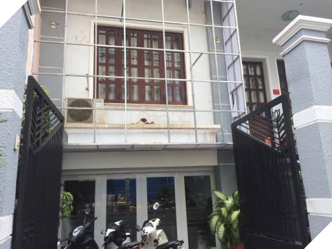 
Vào sáng nay 06/06, phòng khám này đã tiến hành tháo dỡ logo
