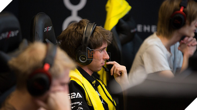 Epicenter vòng bảng: Trắng tay sau 3 lượt trận, Na`Vi chính thức thành khán giả vòng playoffs