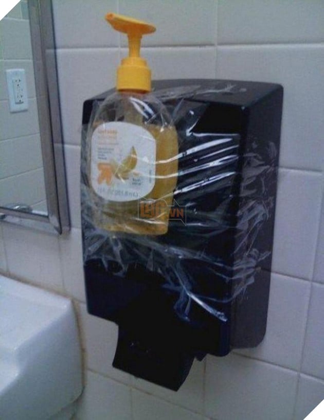 19 sáng chế nội thất rẻ nhưng bựa của hội những người đầu có điện - Ảnh 1.