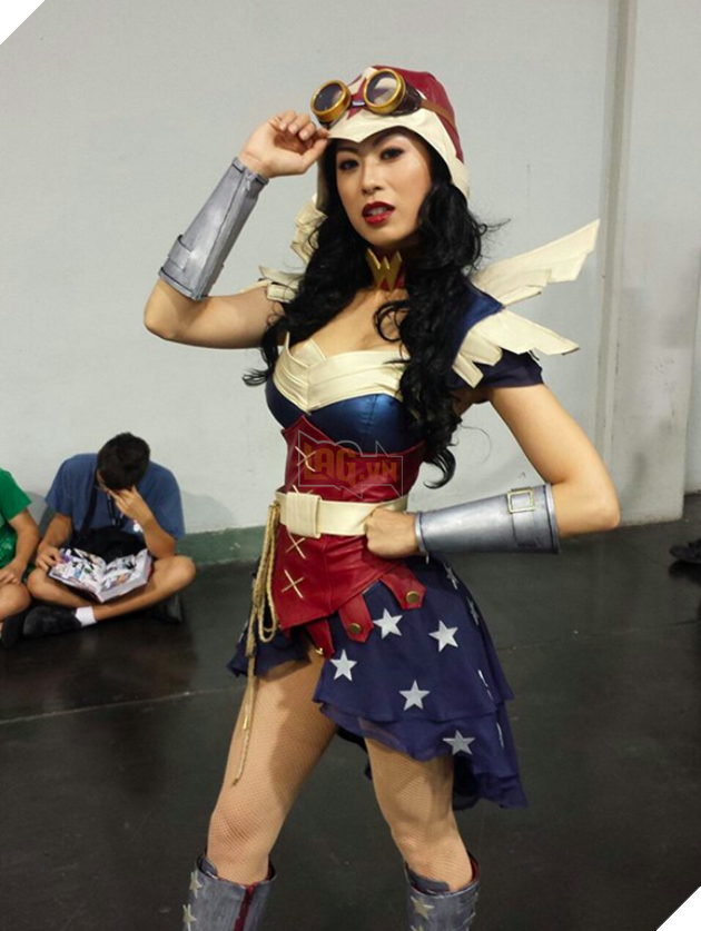 Ngắm dung nhan 14 cô gái cosplay Wonder Woman xinh lung linh như trong phim - Ảnh 25.