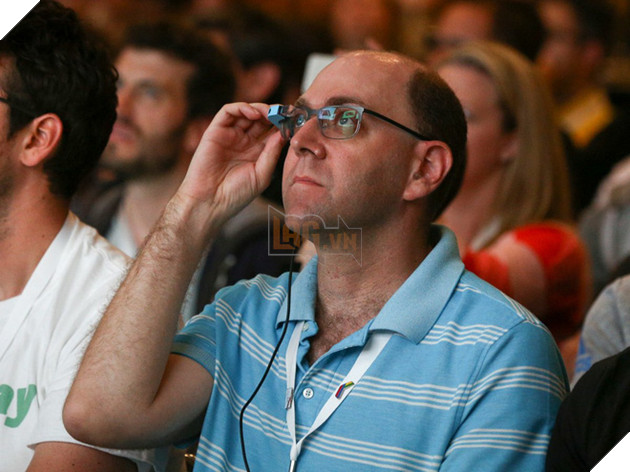 
Nhiều người yêu công nghệ đã ca ngợi Glass là nền tảng điện toán lớn tiếp theo.
