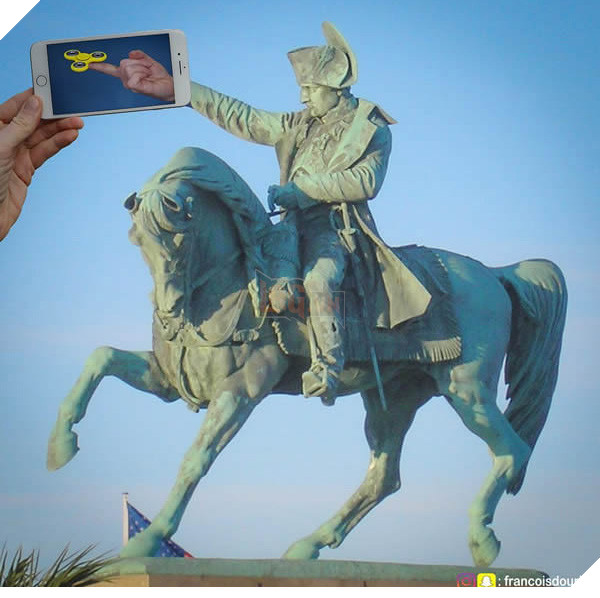 Khi những nhân vật hoạt hình bước ra ngoài đời thực nhờ vào smartphone 5