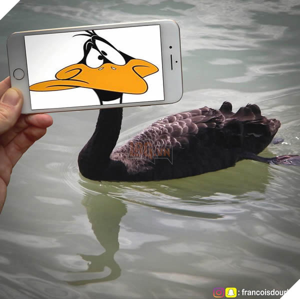 Khi những nhân vật hoạt hình bước ra ngoài đời thực nhờ vào smartphone 7