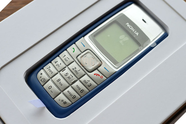 Tưởng thế nào, iPhone hóa ra còn thua xa những chiếc điện thoại cục gạch này - Ảnh 2.