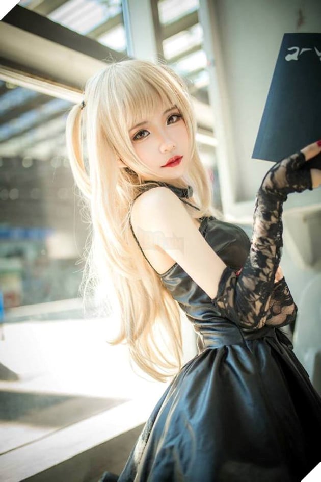 Cùng ngắm cosplay Misa Amane cực dễ thương trong Death Note