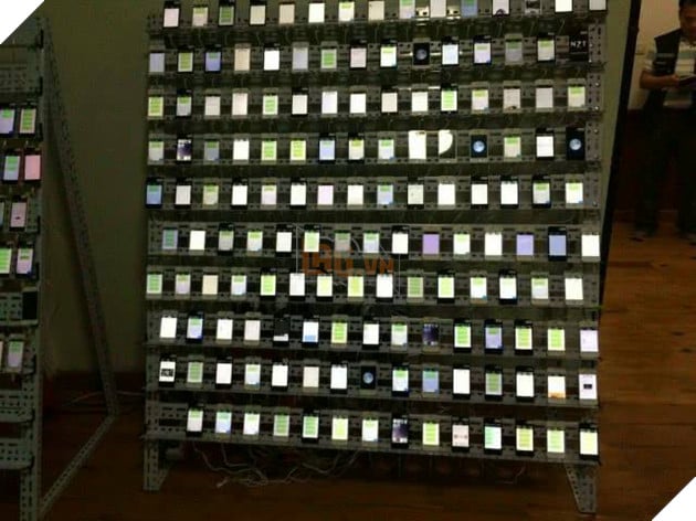 Thái Lan: Cảnh sát bắt một lò cày click, thu giữ hơn 300.000 thẻ SIM và chiếc 400 iPhone 3