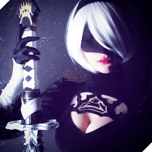 Lại bỏng mắt với bộ ảnh cosplay khác của cô nàng 2B gợi cảm trong Nier: Automata 2