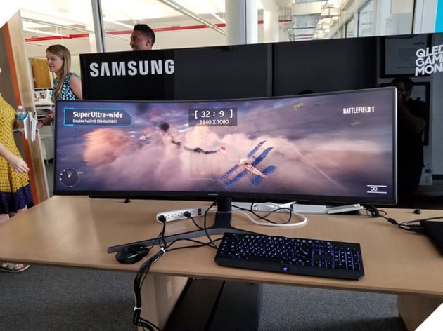 Có thể khó tin nhưng chơi game trên màn hình rộng vô địch như thế này có thể tạo lợi thế không nhỏ cho bạn 3