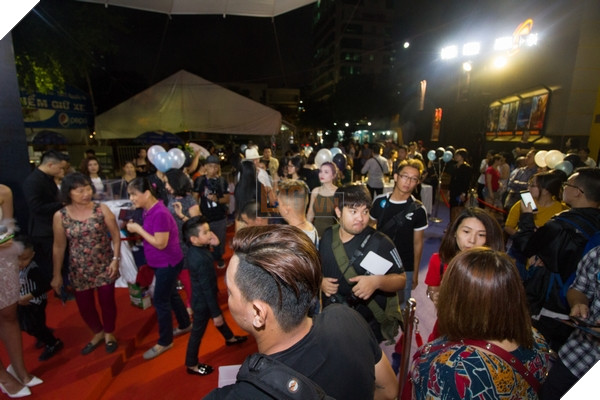 Buổi họp báo diễn ra trong không khí sôi nổi