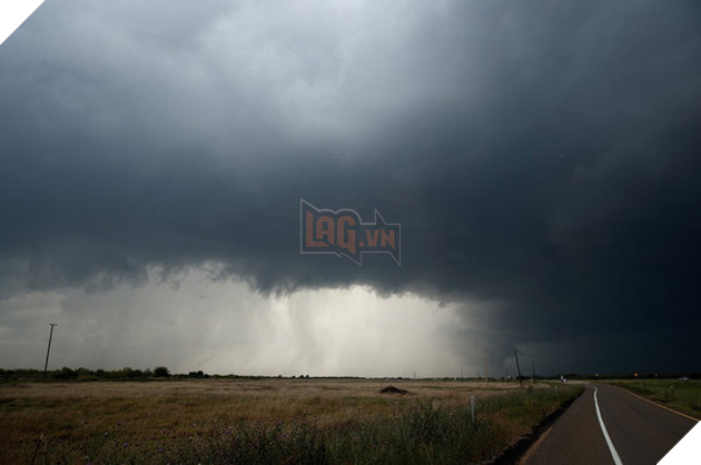 
Một cơn giông Supercell xảy ra vào ngày 10 tháng 5 tại Paducah, Texas.

 

 
