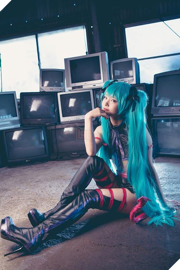 Cùng ngắm cosplay Hatsune Miku cực gợi cảm đốn tim fan hâm mộ
