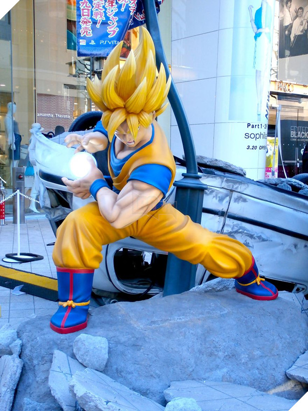 Tròn xoe mắt với Goku đại chiến Luffy ngoài đời thực tại Tokyo 3