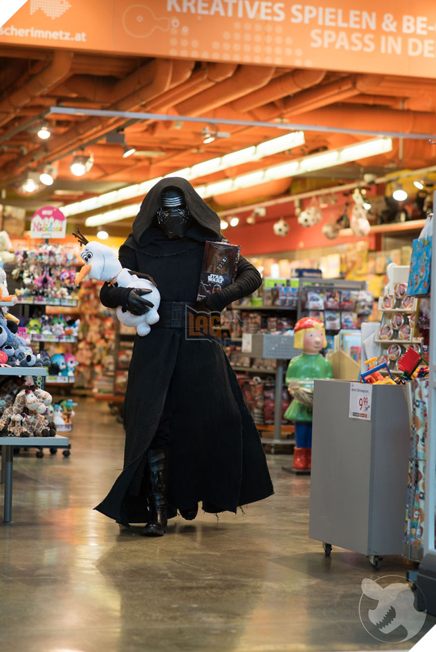 Star Wars: Điều gì sẽ xảy ra khi Phe Bóng Tối và các Jedi đi shopping cùng nhau 7