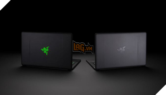 
Stealth cũ (trái) và Stealth mới
