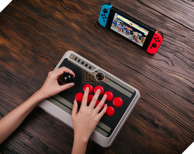 Sống lại kí ức tuổi thơ với tay cầm điện tử băng trên máy Nintendo Switch 6